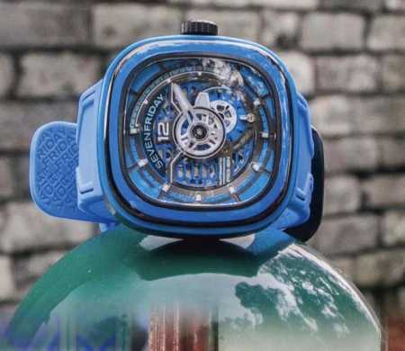 Sj出品 新款上市 七个星期五 Sevenfriday Ps3 03 04 05 橙、蓝、绿三色齐发，底层黑色营造对比，直接捕捉你的心。 世界不是非黑即白，有色 - 点击图像关闭