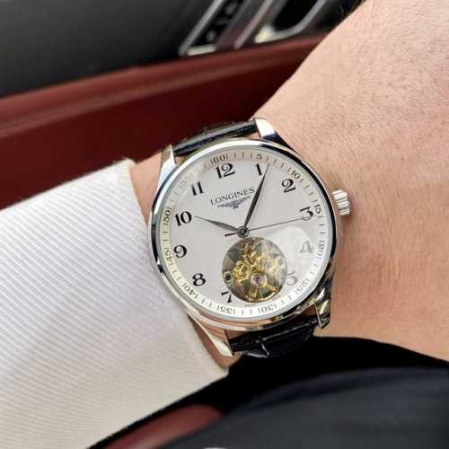 2025秋季，名匠最新陀飞轮 浪琴-Longines 精品男士腕表多功能设计，尊贵大气，绅士风范，卓越品质，热卖全城。采用全自动机械机芯，顶级316精钢表壳，进