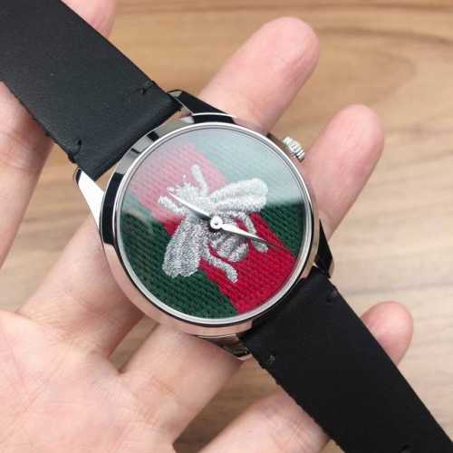 古驰新款 石英中性腕表 表径38Mm 蓝宝石水晶玻璃 不绣钢表壳配黑色皮带 红绿尼龙条纹织表盘饰银色蜜蜂刺绣 防水50M 现货