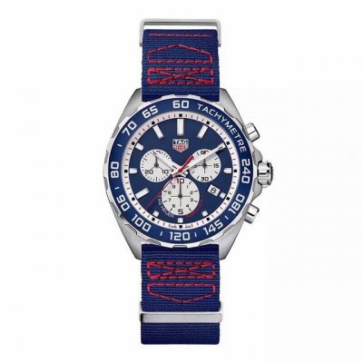 新款到！ 。Original Tagheuer 泰格豪雅F1系列，F1红牛队限量版，石英男士腕表 原单货！六针计时带日历！瑞士原装机芯！精钢表带表壳，蓝色尼龙带