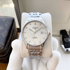 特价 浪琴-Longines律雅系列 男士腕表 全自动机械机芯 316L精钢表壳 矿物质玻璃镜面 精钢表带 直径40Mm厚11Mm 与生俱来的优雅浪琴表全新律雅