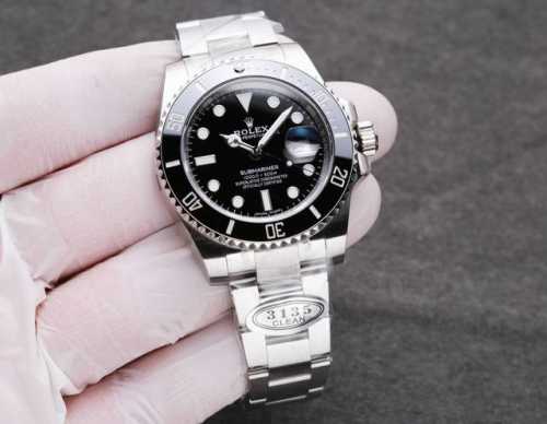 黑. Clean厂 C厂 劳力士116610Ln 经典黑水鬼绿水鬼40Mm1:搭载丹东3135稳定机芯 2:整表904L精钢 搭配ar厂钢带 3:表盘使用市场独
