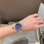 Omega Omega 欧米茄 美到眼球，美到心里头了 年度最佳女款 尺寸：37.5Mm ，厚度：13Mm很多美女客户都觉得很赞，材料都是百里挑一的～～即将成为