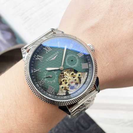统一 精致百搭 最新 浪琴最新设计大飞轮精品 类型 精品男士腕表 表带 真牛皮表带 机芯 高端全自动机械机芯 镜面 矿物质强化玻璃 更高清 品味高雅 浩瀚大气 - 点击图像关闭