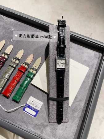 皮带光圈 钻圈 爱了爱了 迷你 戴卓小方格 到货啦 小巧而精致的表壳 纯粹柔和的线条 这一定是你首饰手表柜中不可或缺的一枚mini新宠 尺寸 2 29 - 点击图像关闭