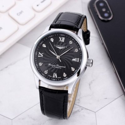 白： ，间金： ，全黑： ，浪琴-Longines名匠系列，经典之作 品质之选，全自动机械机芯，Ips真空电镀，矿物质水晶镜面 ，精密防水，直径：39Mm，厚度