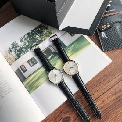 万宝龙Heritage Spirit系列，黑色鳄鱼皮。自动机械男表，超薄经典三针，简单大气，原装瑞士Sw200机芯，上下蓝宝石玻璃，鳄鱼皮表带，生活防水，官价2