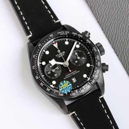白壳 ，金 乌壳 ，钢带100 Twfactory，周杰伦代言 帝陀最新款碧湾计时型 Black Bay Chrono 精钢款腕表，采用磨砂及磨光316L精钢打 - 点击图像关闭