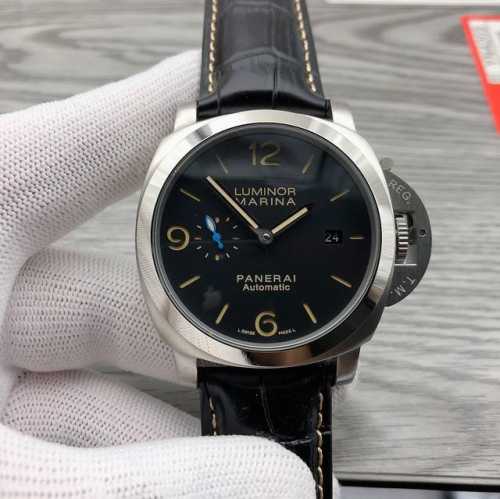 沛纳海--panerai pam 类型：男士顶级腕表 机芯：全自动机械机芯 表壳：316L精钢表壳 镜面：矿物强化玻璃 皮带：进口真牛皮表带卓越非凡 尽显男士魅