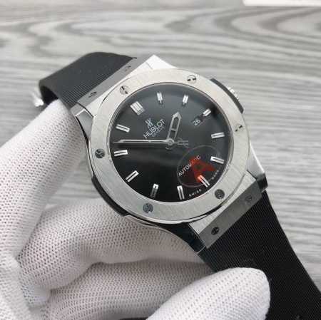 Hbb 宇舶 恒宝 Hublot 经典融合系列 565.Nx. .Lr 机芯：进口9015机械机芯 42小时摆幅振频28800 升级自动陀原装刻度 材料：316 - 点击图像关闭