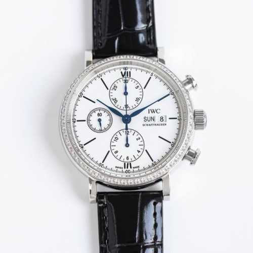 Sj出品 白钻 金钻 Tw倾情演绎 Iwc 万国 波涛菲诺计时腕表 Rb2 腕表尺寸42Mmx13.5Mm 完美同步正品 表壳以精钢材质打造 通过细致的抛光打磨