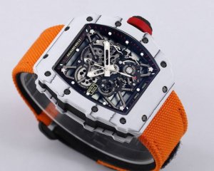 新厂-New Factory 天花板 Richard Mille理查德米勒Rm 35-01 Rafael Nadal碳纤维腕表 作为亿万富豪的入场劵 送一副布带