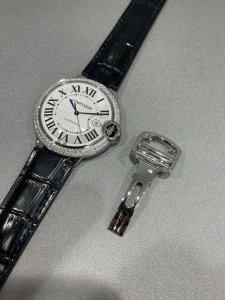 卡地亚 蓝气球系列腕表 蓝宝石镜面 42Mm