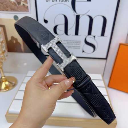 特 爱马仕 经典款进口原厂压花牛皮 搭配原版皮底 精品钢扣 宽3.5Cm 经典永不过时款 潮流大方 时尚百搭 - 点击图像关闭