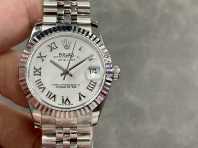 A+ 易厂女款日志31Mm 依心而行，浪漫在日常生活里... 同步全色泽型号齐全！升级V2版，细节再次提升 A+ Factory 后期文字介绍关键词搜索： 易厂