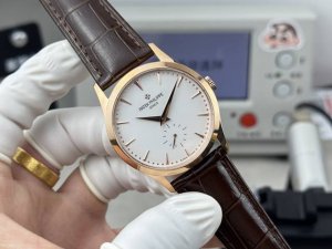 白光 纹光 ，钻+50 古典魅力，经典重现，新品 百达翡丽、古典表系列5123R-001 百达 Pp 两针半 机芯采用口碑一致的海鸥手动机芯 Philippe原