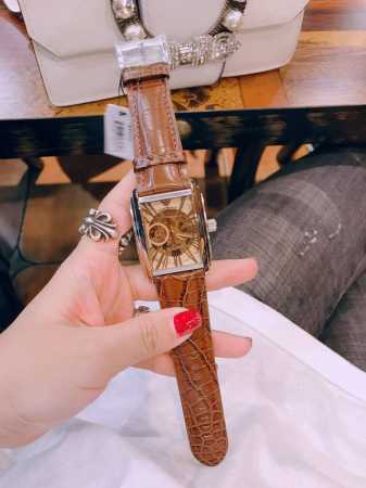 阿玛尼机械 男士休闲款 纯牛皮表带！！质量特别好 直径：41Mm - 点击图像关闭
