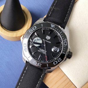 可以订做专柜查验码 批: 原盒:50 中国探月工程官方指定表！Tagheuer,泰格豪雅竞潜系列特别版机械表，专柜2万+。 ~43Mm表径，蓝宝石镜面，原装瑞士