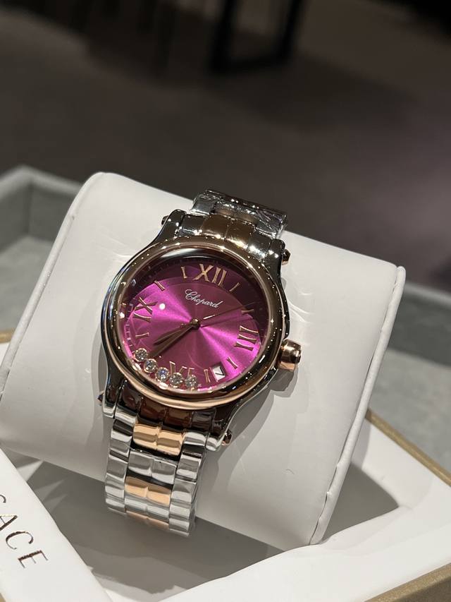 尺寸分别 30 33 36 萧邦Chopard 灵动快乐钻,会跳舞的腕表,闪耀你的每一天!彩色多巴胺表盘搭配白钢质感,可盐可甜,戴上它,快乐如钻石般闪耀!看腻了 尺寸分别 30 33 36 萧邦Chopard 灵动快乐钻,会跳舞的腕表,闪耀你的每一天!彩色多巴胺表盘搭配白钢质感,可盐可甜,戴上它,快乐如钻石般闪耀!看腻了